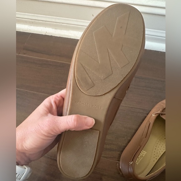 Michael Kors Sutton Brown Leather Loafers Sz 8.5 - Picture 12 of 12